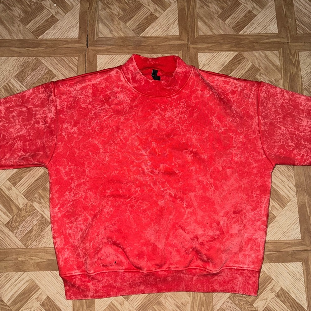 7thEarthStudio crewneck sweater
